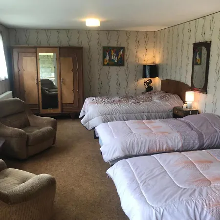 Willa Chez Stan Mercury-Gémilly